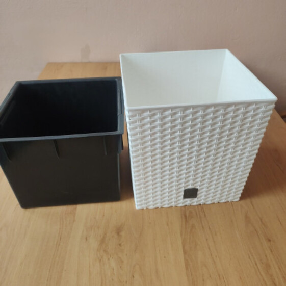 Kvet.Rato SQ biely 26,5cm