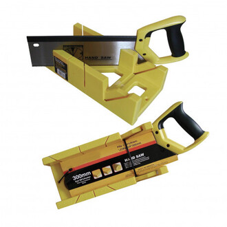 Píla čapovka na drevo s podstavcom 300mm