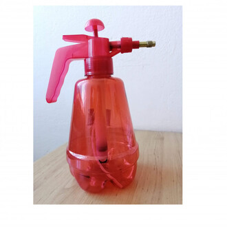 Postrekovač ručný 1200ml červený