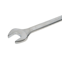 kluc-8x8mm-ockoplochy-2